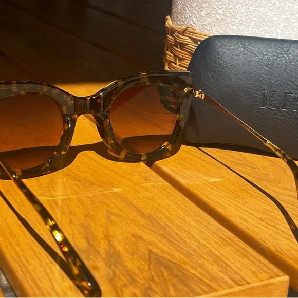 KREWE Women's Laveau Nylon Zulu 24k Sunglasses - Picture 5 of 5